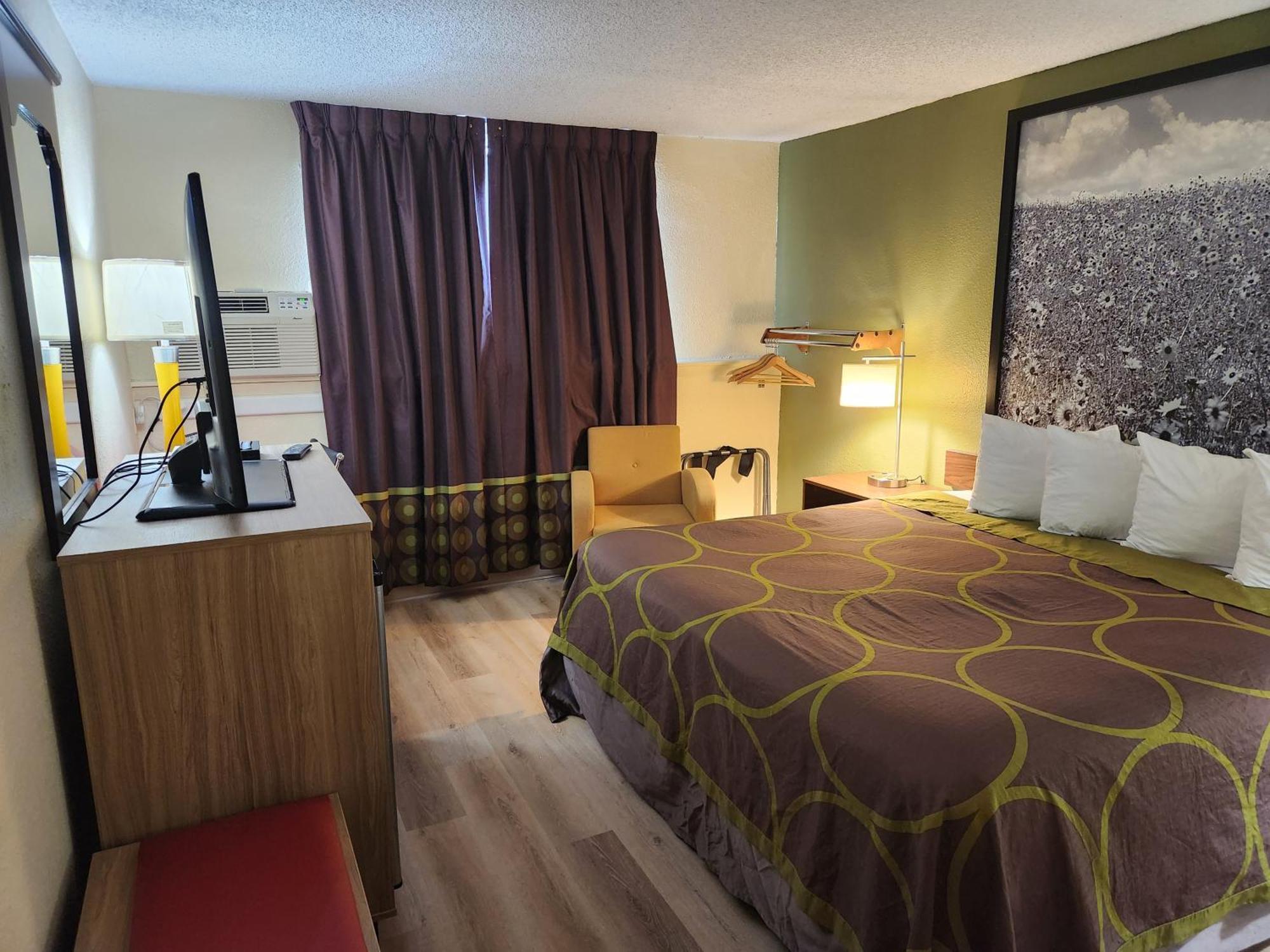 Super 8 By Wyndham Craig Otel Dış mekan fotoğraf